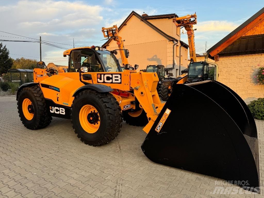 JCB 560-80 AGRI PRO 농업용 텔레 핸들러