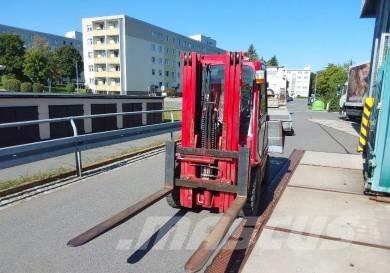 Manitou MI 30 D 디젤 지게차