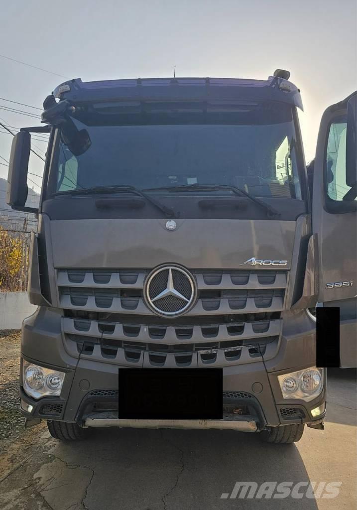 Mercedes-Benz 3951 건설현장 덤프트럭
