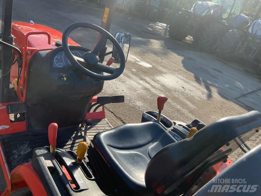 Kubota B 1241 트랙터