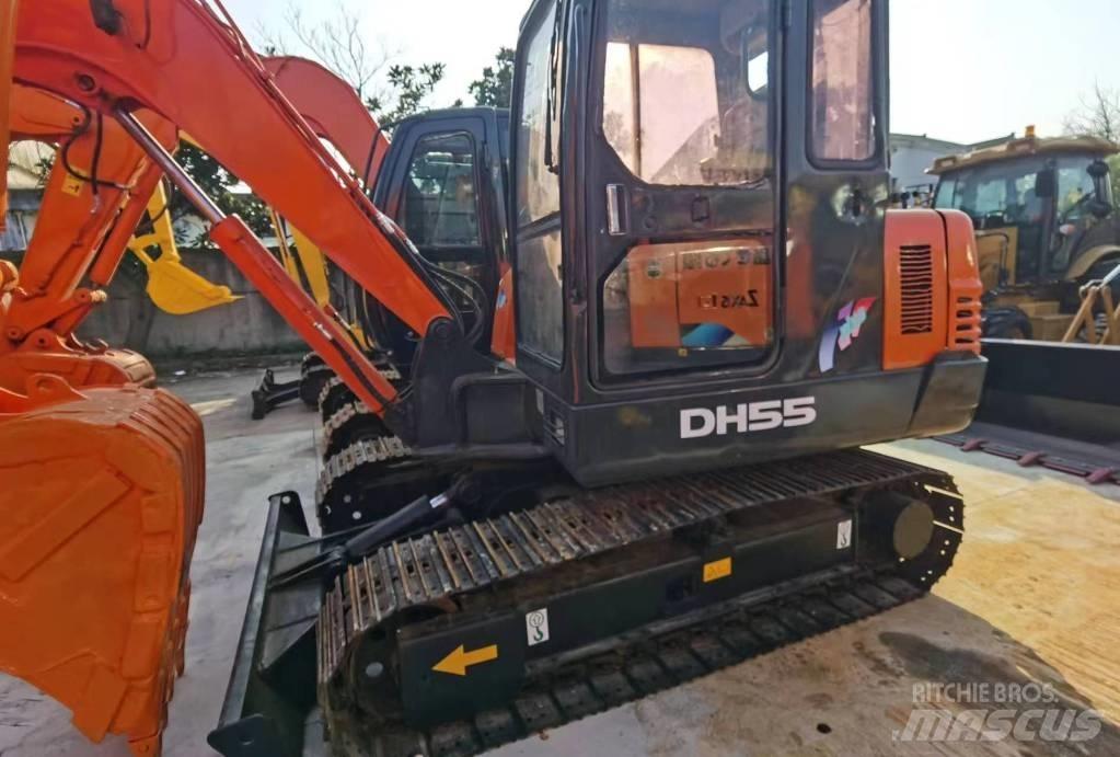 Doosan DH55 대형 굴삭기 29톤 이상
