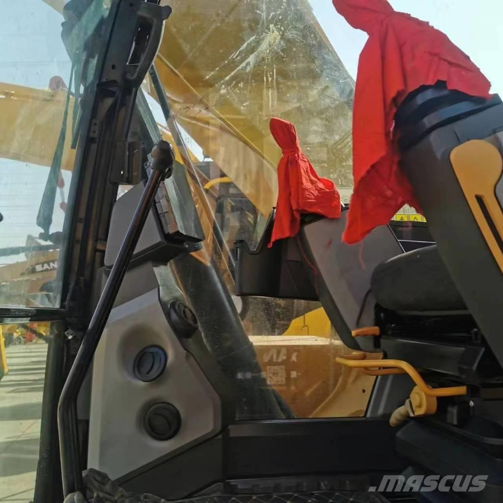 CAT 320 GC 대형 굴삭기 29톤 이상