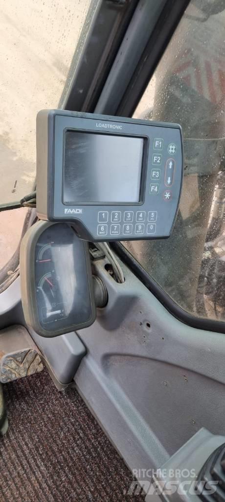 Volvo EC 210 B 대형 굴삭기 29톤 이상