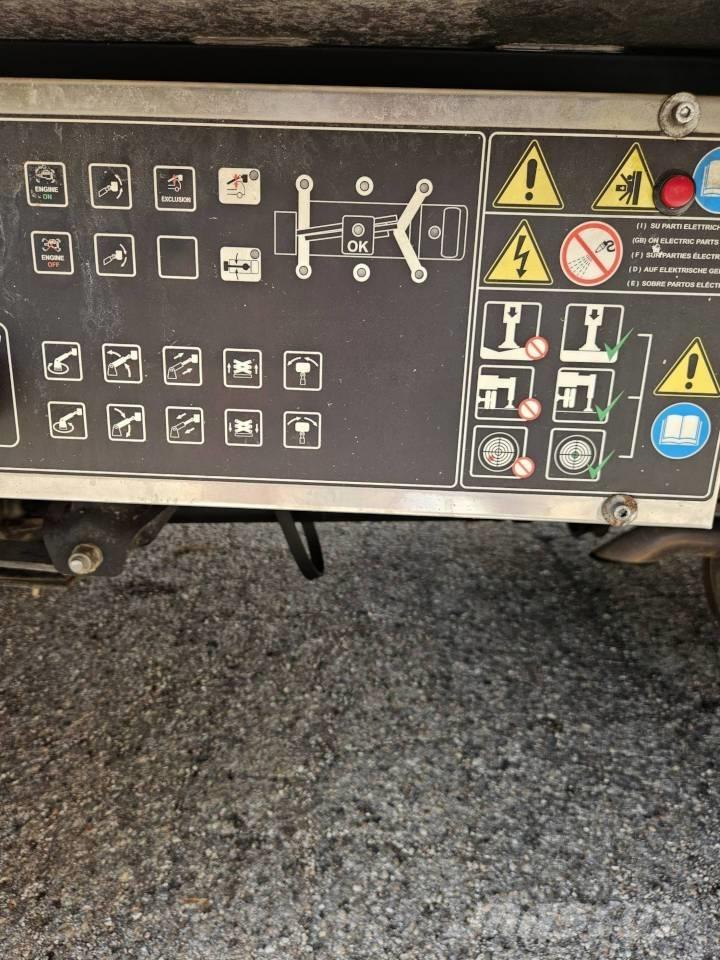 Isoli PNT 205 NH 트럭 탑재 고소작업대