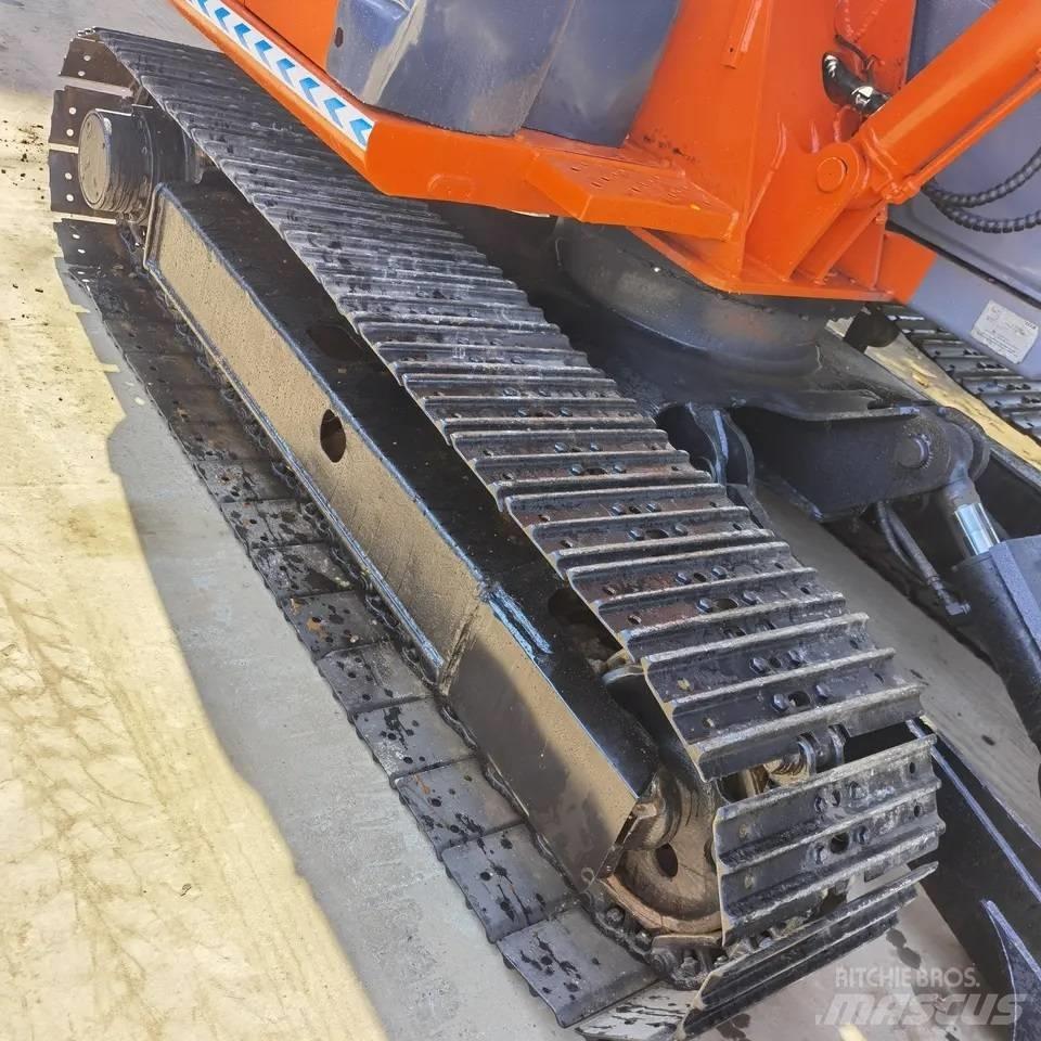 Hitachi ZX70 대형 굴삭기 29톤 이상