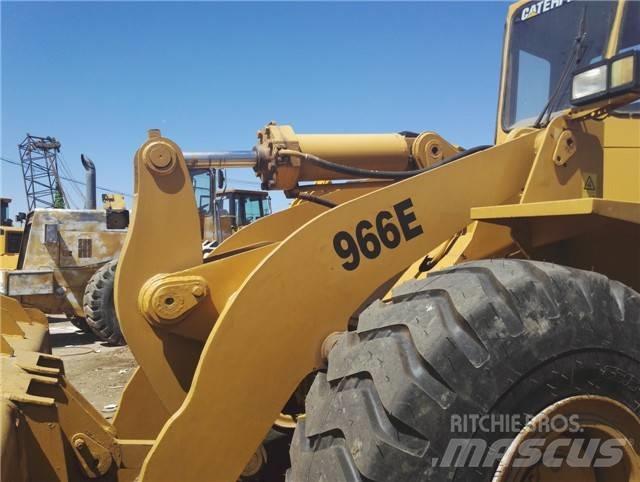 CAT 966 E  휠로우더