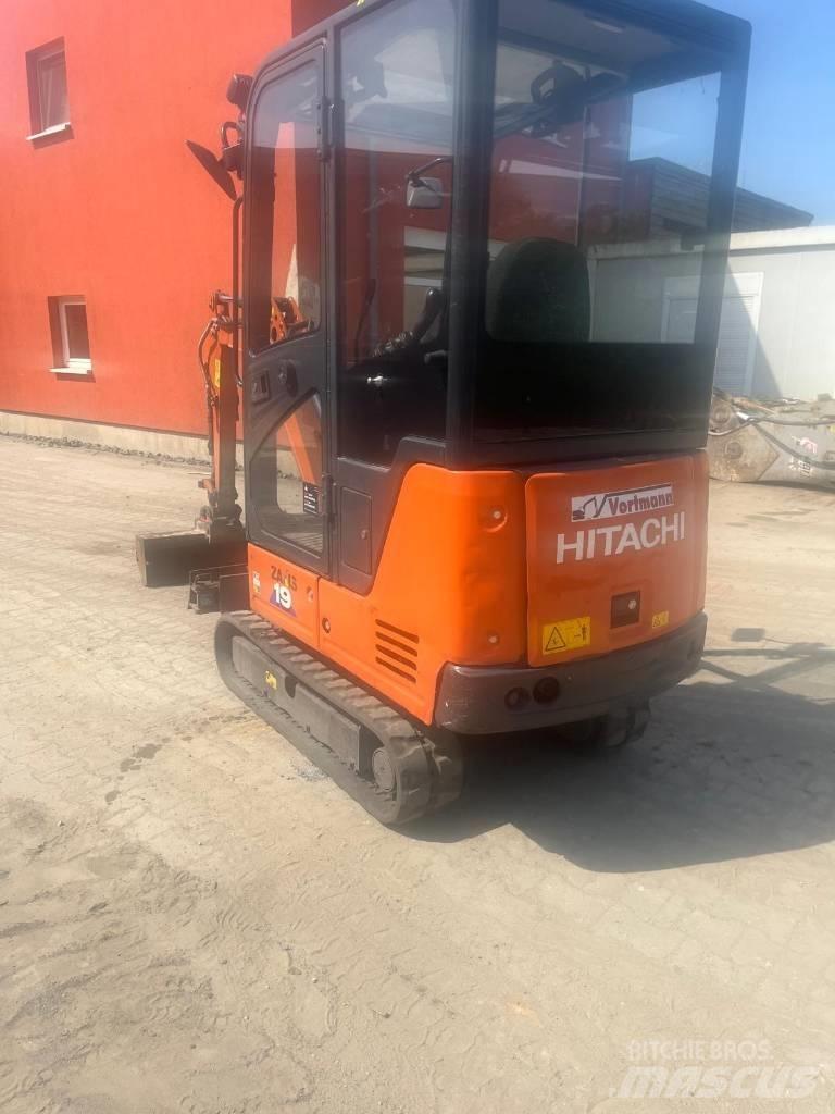 Hitachi ZX 19 소형 굴삭기 7톤 미만