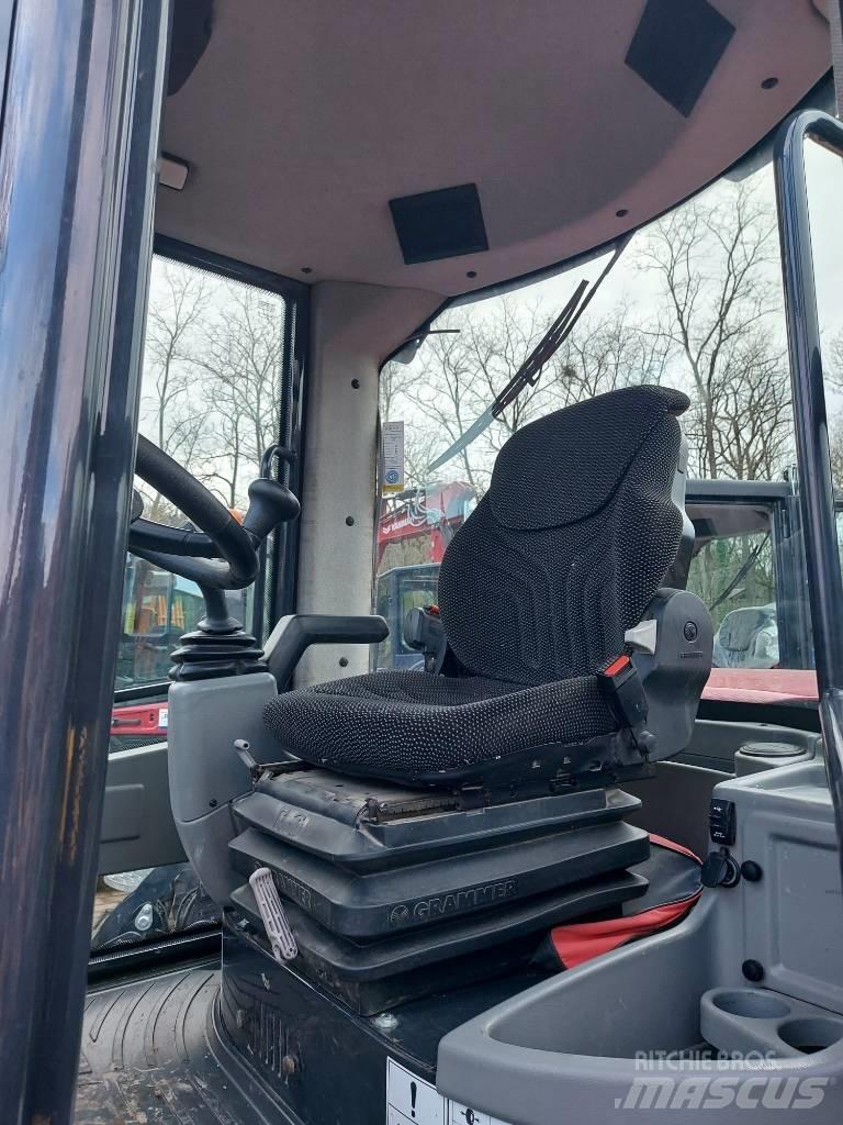 Yanmar V 100  휠로우더