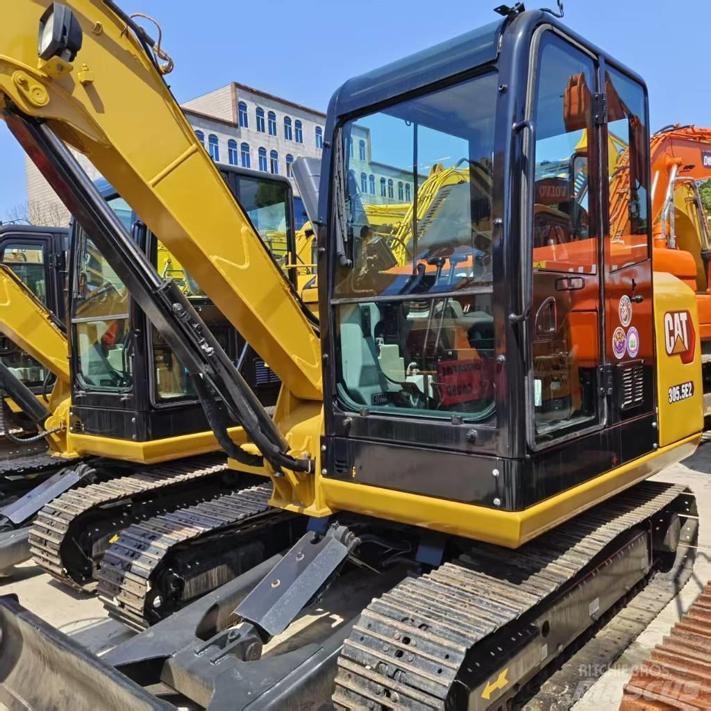 CAT 305.5 E CR 소형 굴삭기 7톤 미만