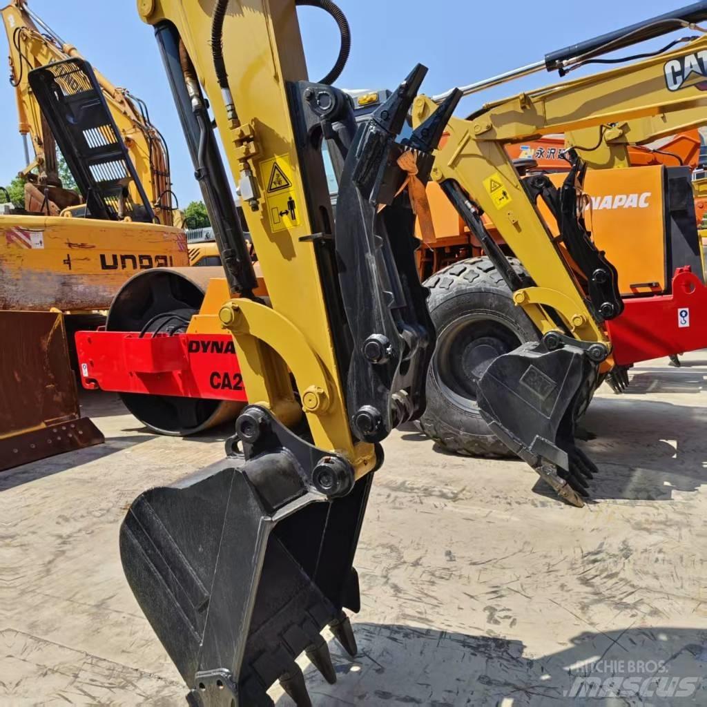 CAT 305.5 E CR 소형 굴삭기 7톤 미만