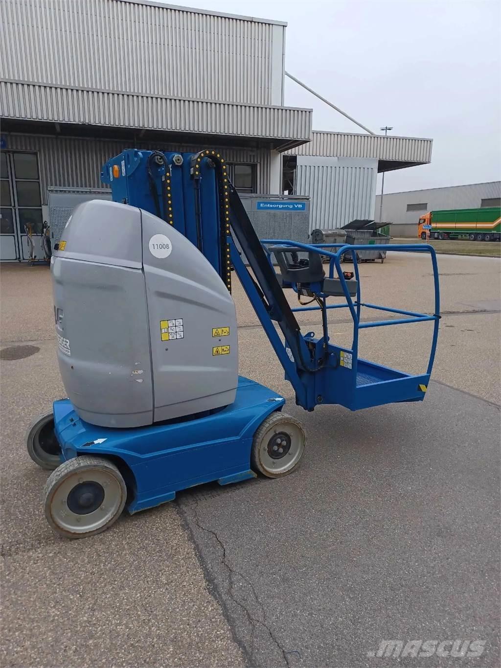 JLG Toucan 10E-L 관절형 전동이동 리프트