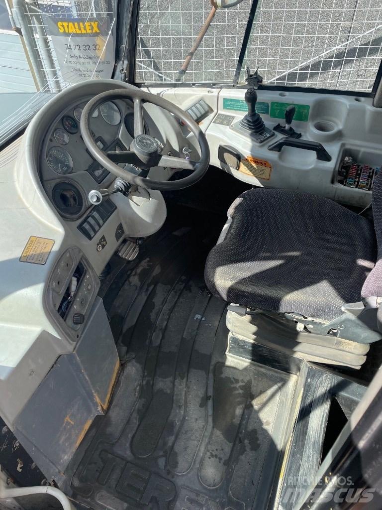 Terex TA27 연결식 홀러