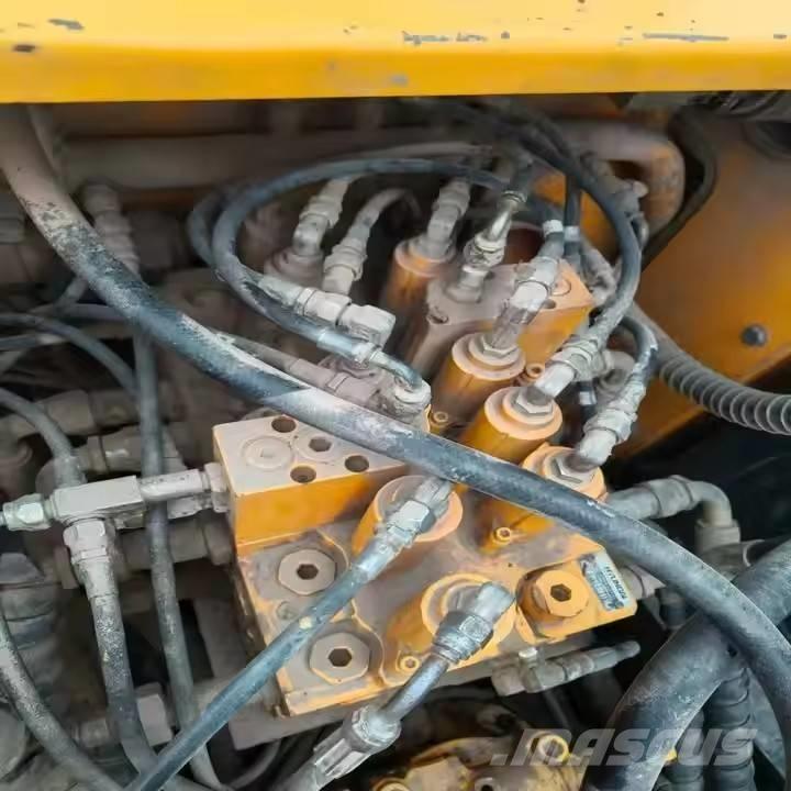 Hyundai 110 VS 대형 굴삭기 29톤 이상