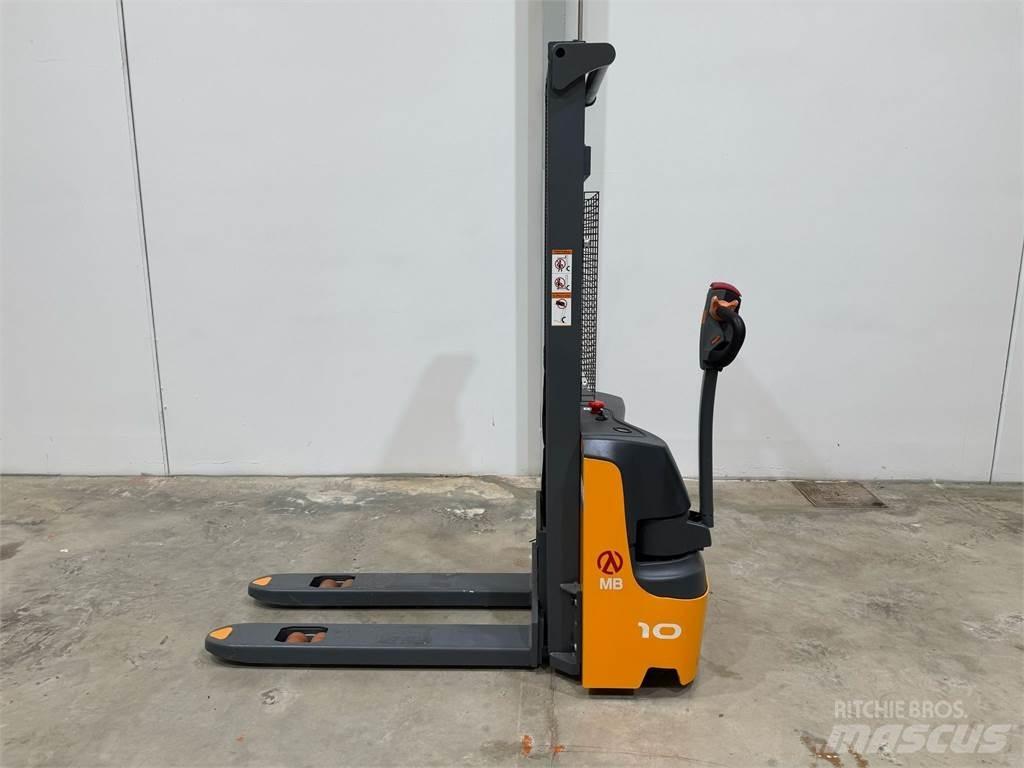 XEA 10 2S300 포크리프트