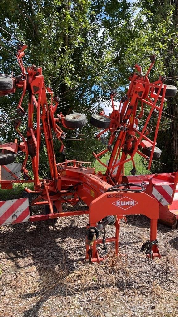 Kuhn GF 8501 T 갈퀴 및 테더