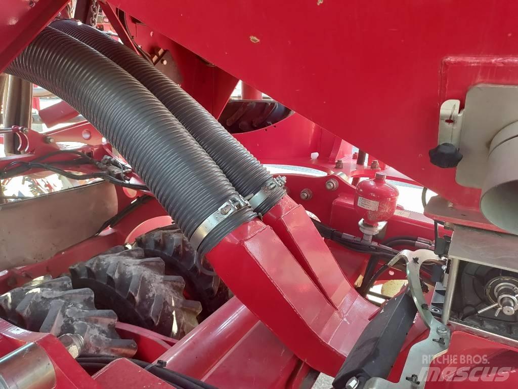 Horsch Pronto 8 DC 드릴