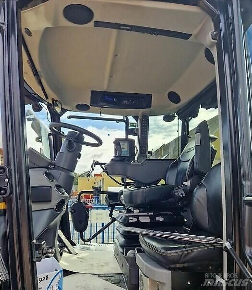 JCB 4220 Fastrac 트랙터