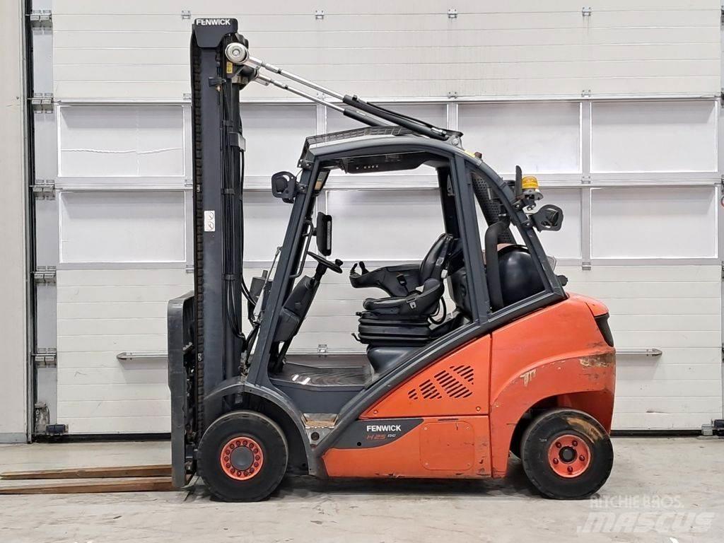 Linde H25T-02 LPG 지게차