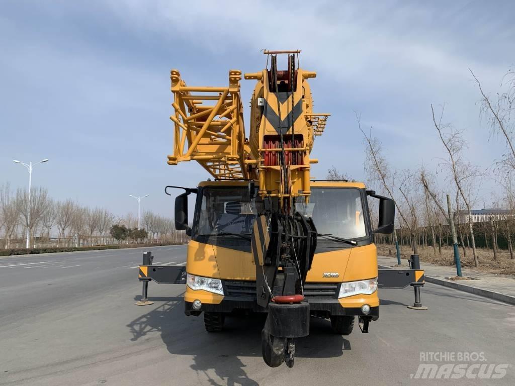 XCMG QY55KA A/T 크레인