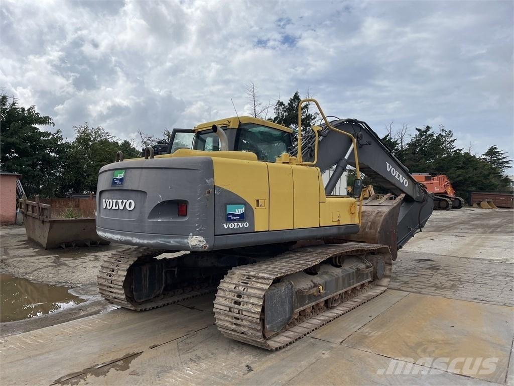 Volvo EC 160 LC 대형 굴삭기 29톤 이상