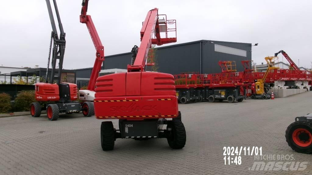 SkyJack SJ 45 T 견인식 전동이동 리프트