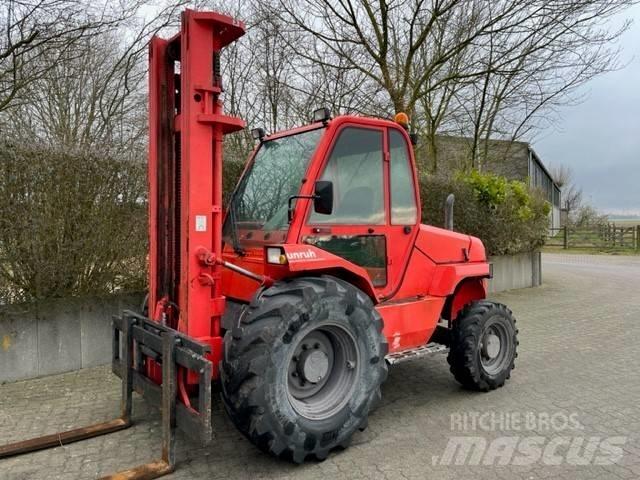 Manitou M 26.4 험지용 트럭