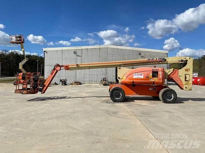 JLG 800AJ 관절형 전동이동 리프트