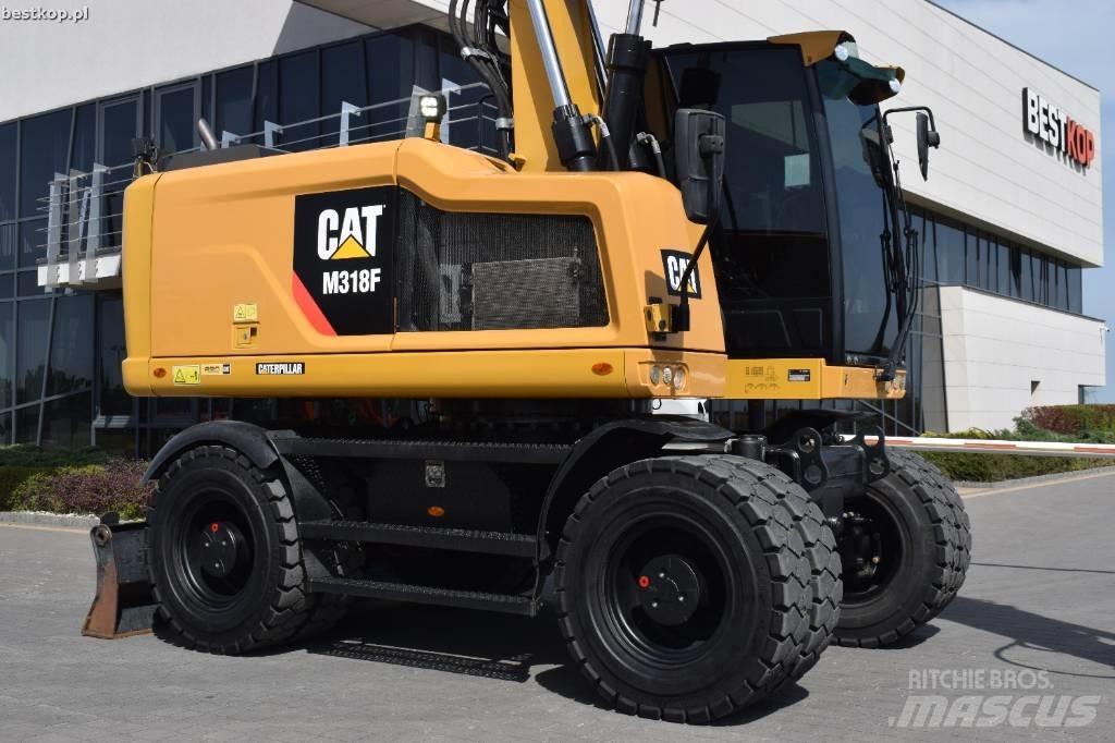 CAT M 318 F  휠 굴삭기