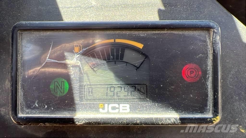 JCB 9TFT 건설현장 덤프트럭