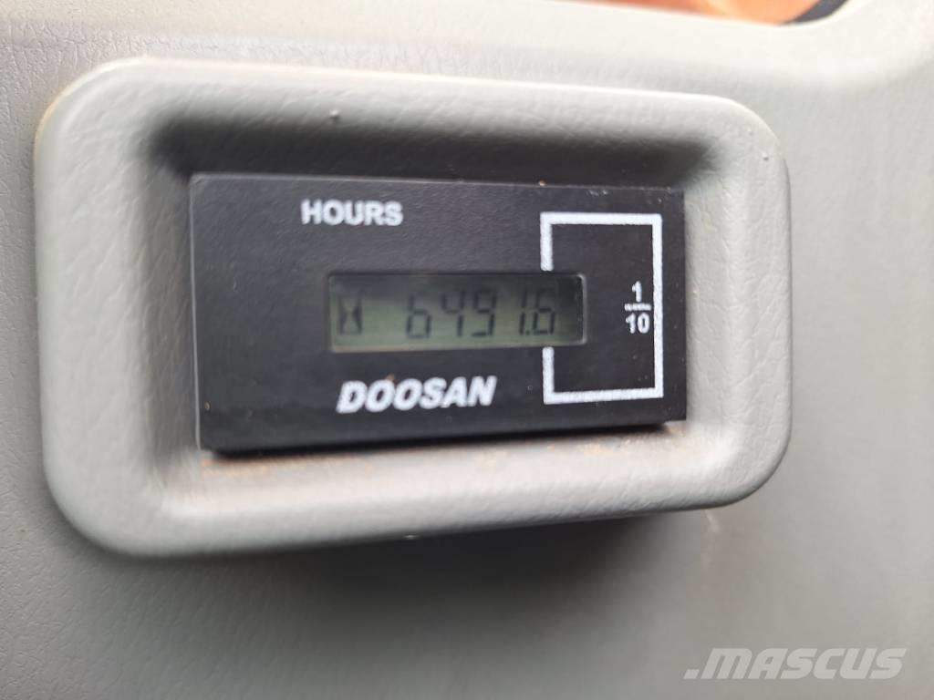 Doosan DX140LCR-5 대형 굴삭기 29톤 이상