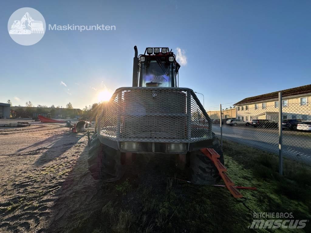Valmet 890.3 원목 포워더