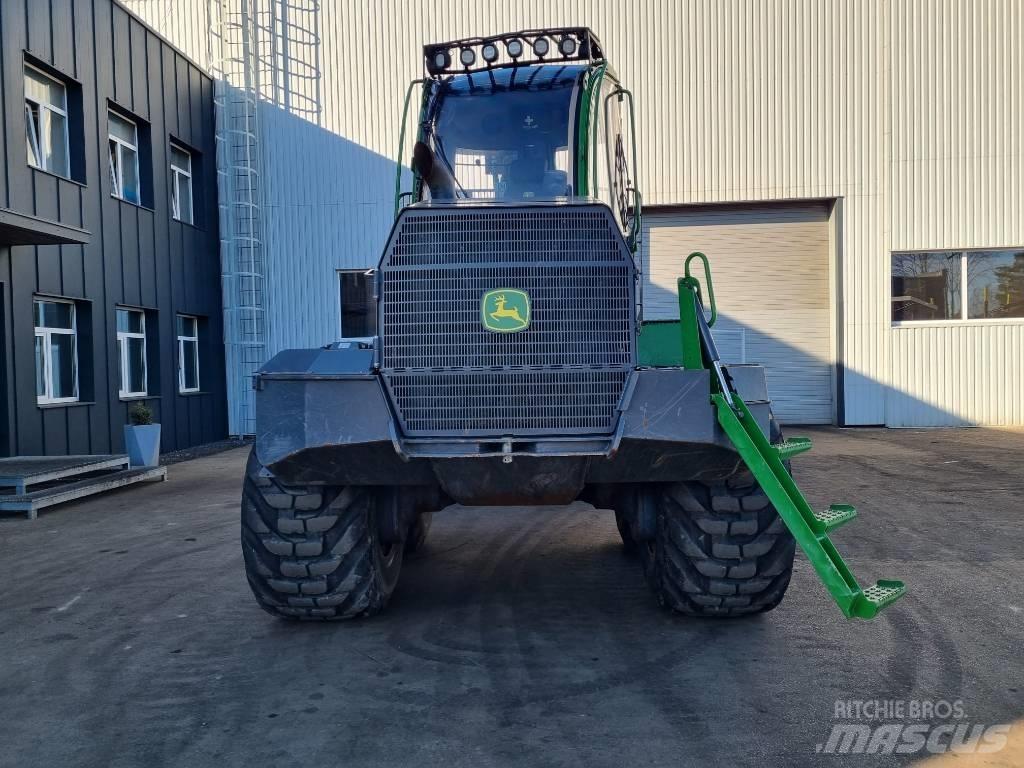 John Deere 1010 G 원목 포워더