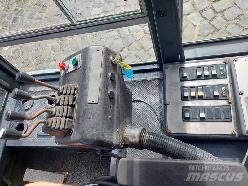 Dantruck 9870DD 디젤 지게차