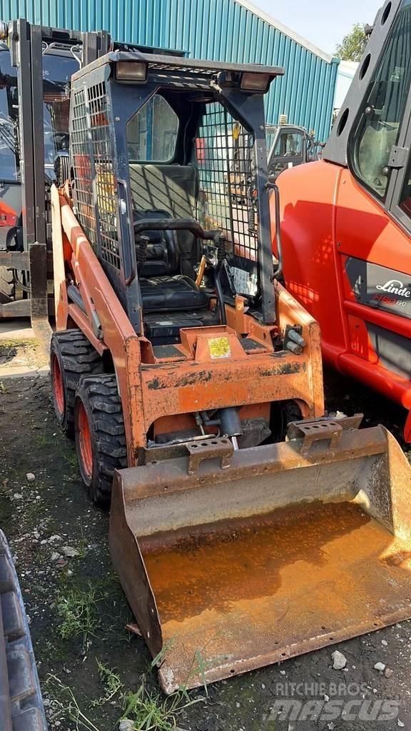 Bobcat S70  스키드로더