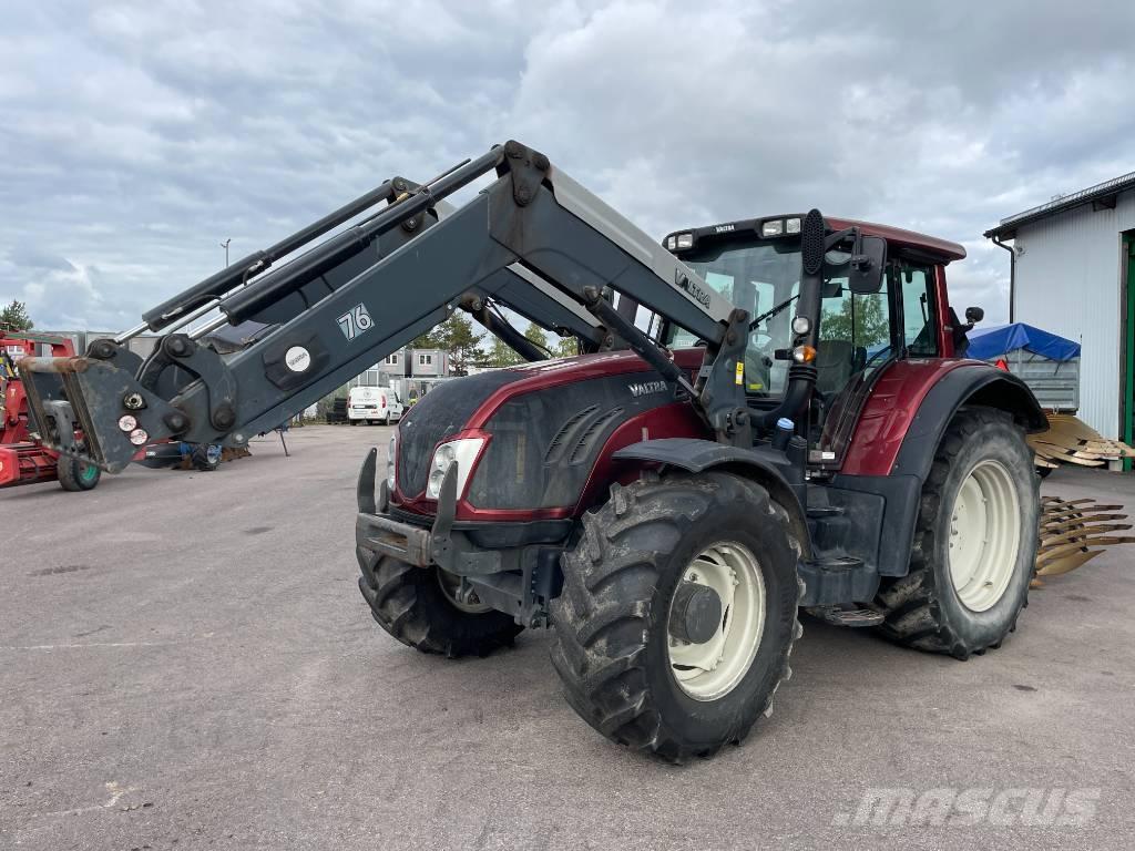 Valtra T 203 트랙터