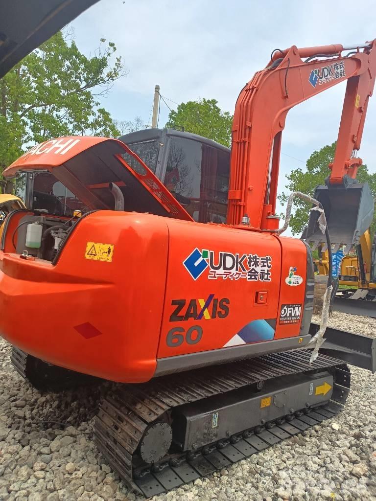 Hitachi ZX 60 소형 굴삭기 7톤 미만