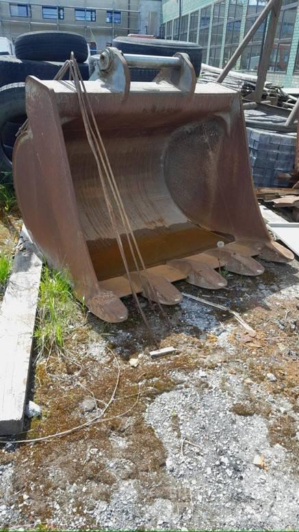 Liebherr R 934 대형 굴삭기 29톤 이상