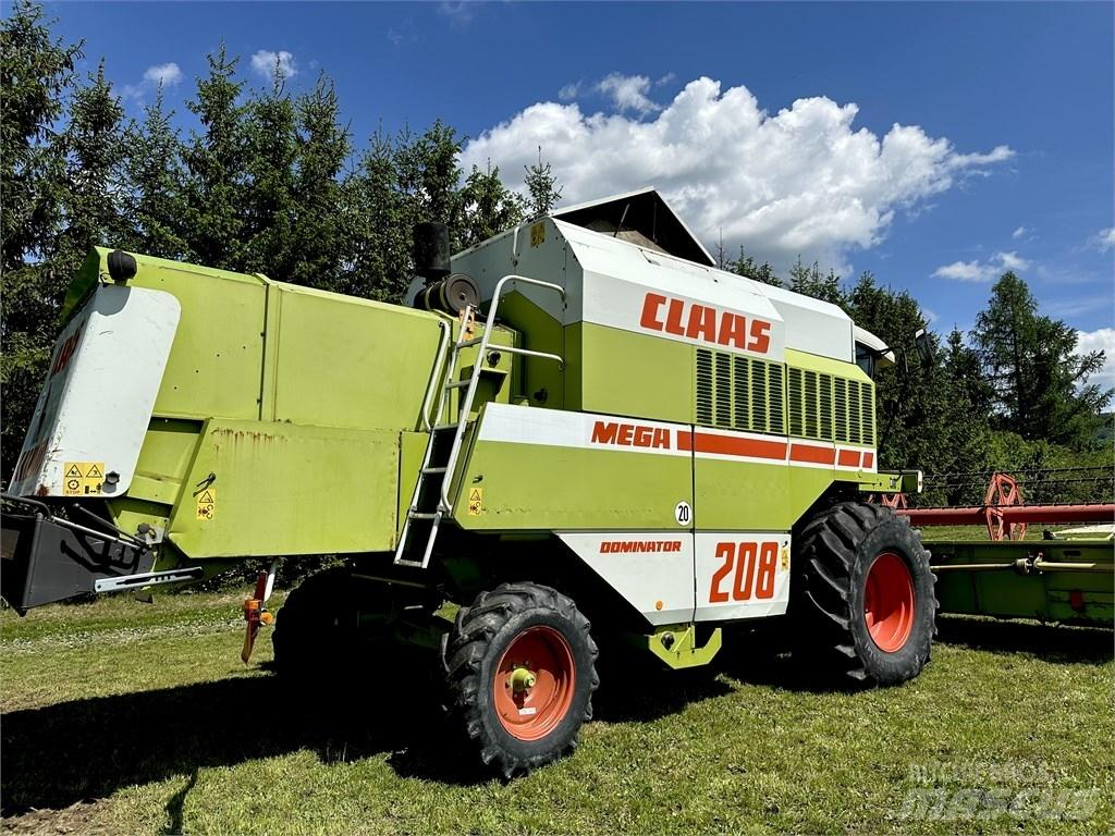 CLAAS Mega 208 콤바인 수확기