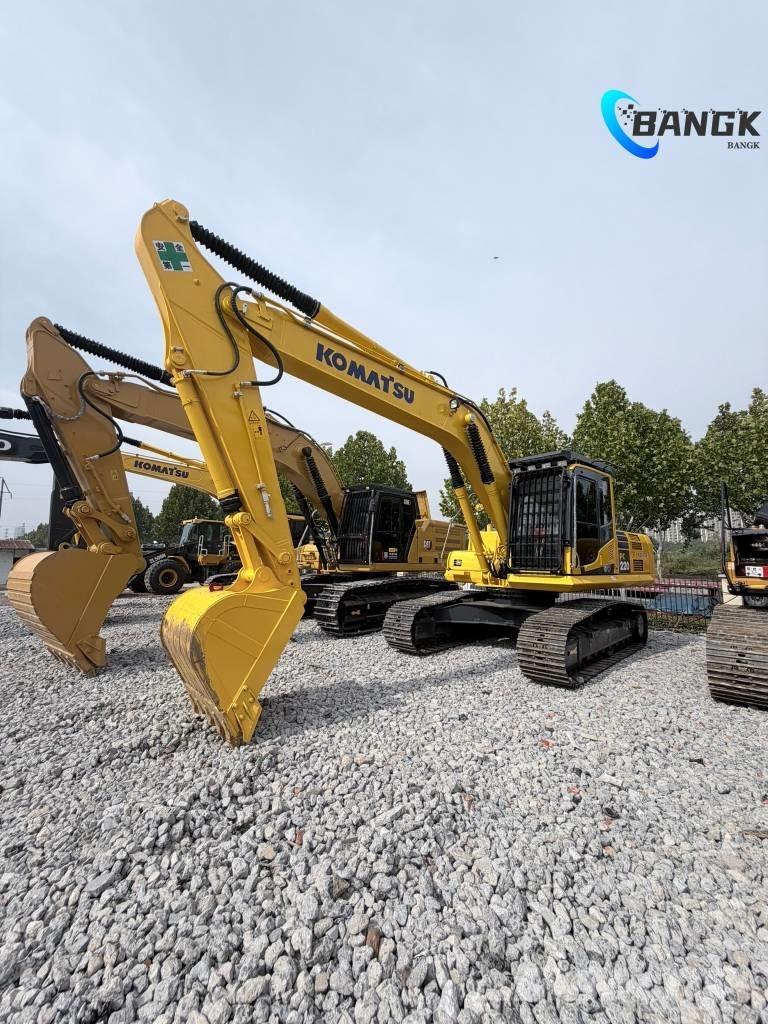 Komatsu PC 220 LC 대형 굴삭기 29톤 이상