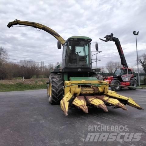 John Deere 6610 자동 초지기계