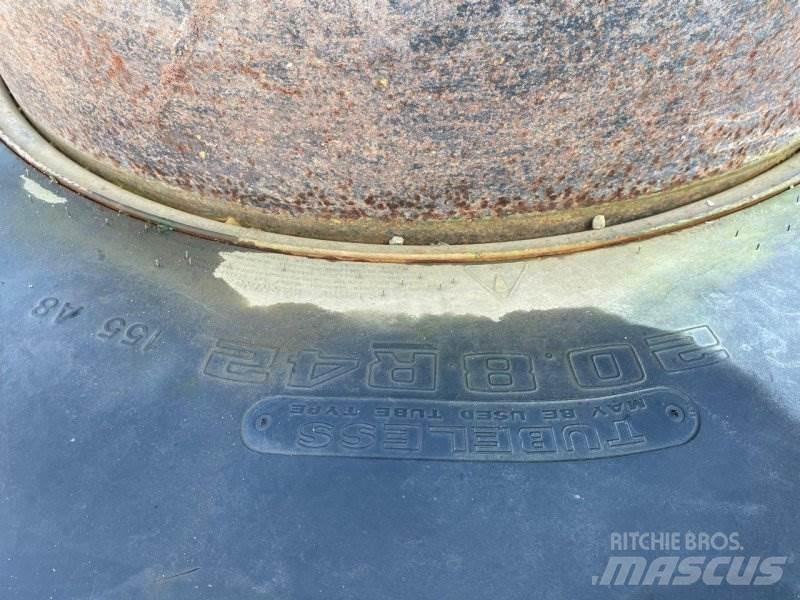 Goodyear 20.8 R42 기타 트랙터 부속품