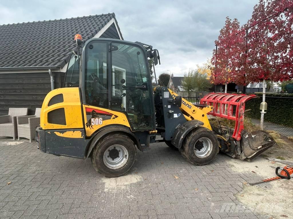 Mustang AL 506 Cab 다목적 로더