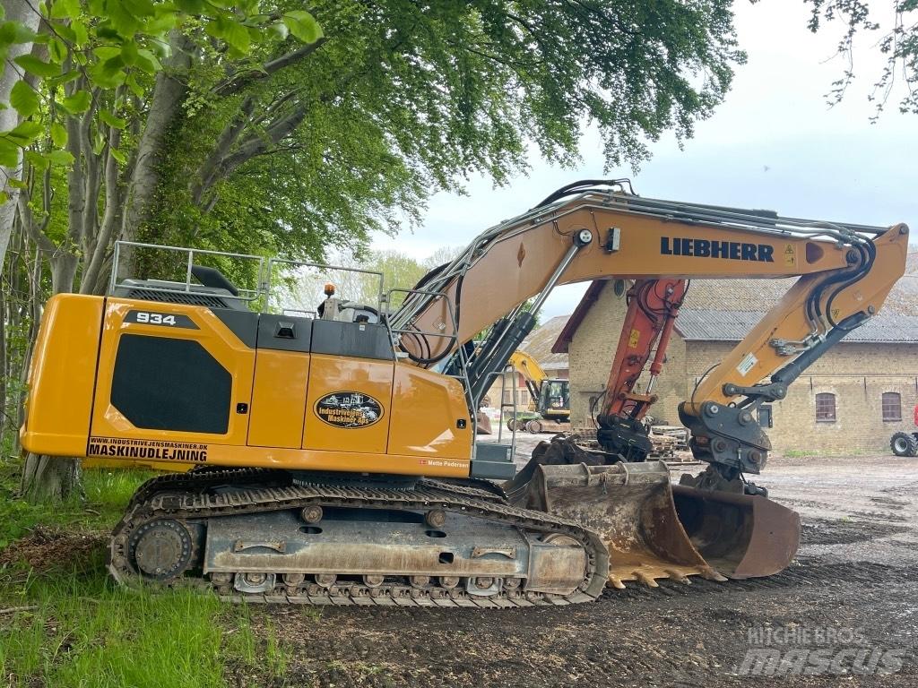 Liebherr R934 G8 대형 굴삭기 29톤 이상