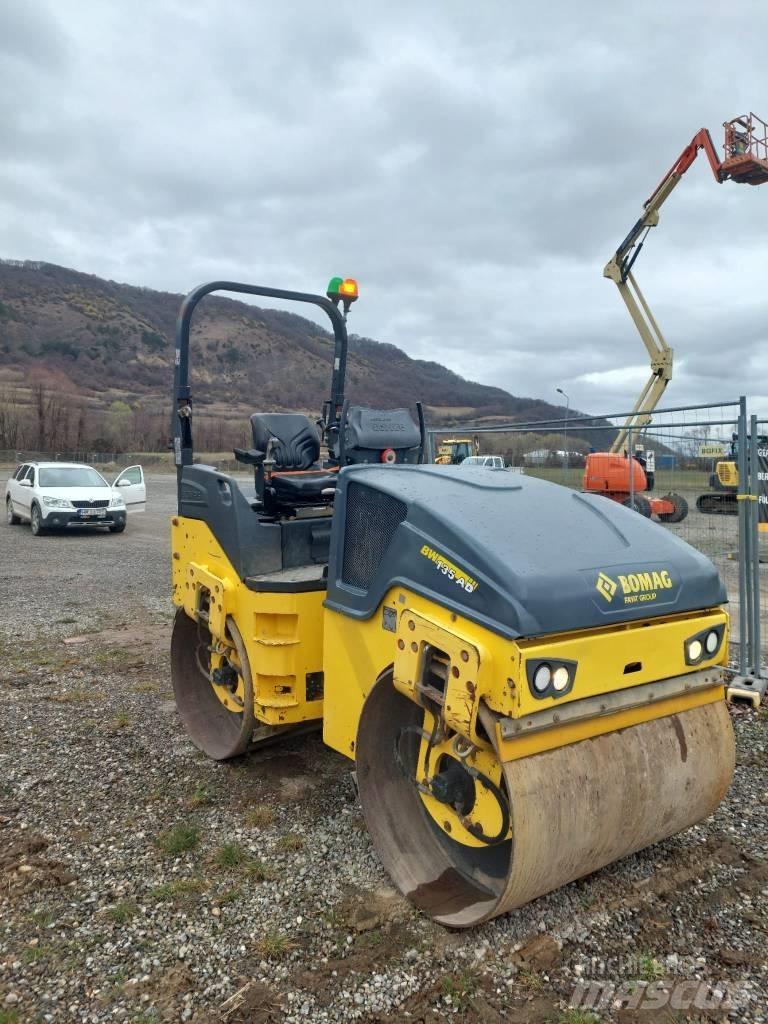 Bomag BW 135 AD-5 트윈 드럼 롤러
