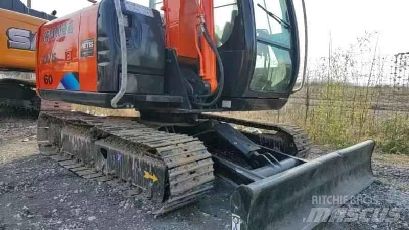 Hitachi ZX 60 대형 굴삭기 29톤 이상