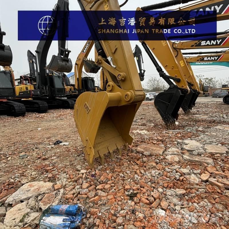 CAT 320 D 대형 굴삭기 29톤 이상