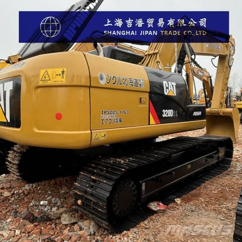 CAT 320 D 대형 굴삭기 29톤 이상