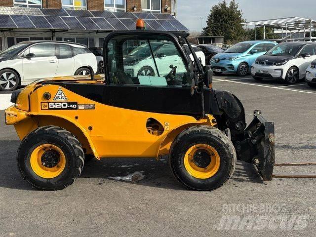 JCB 520-40 텔러 핸들러