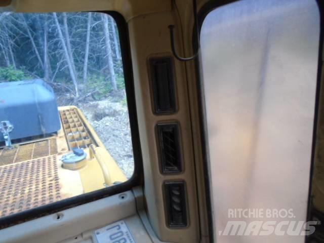 CAT 330 L 대형 굴삭기 29톤 이상