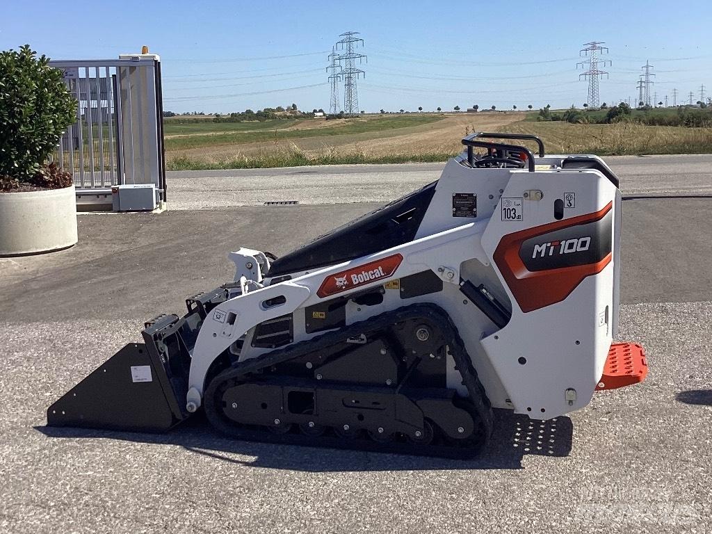 Bobcat MT100 궤도식 로우더